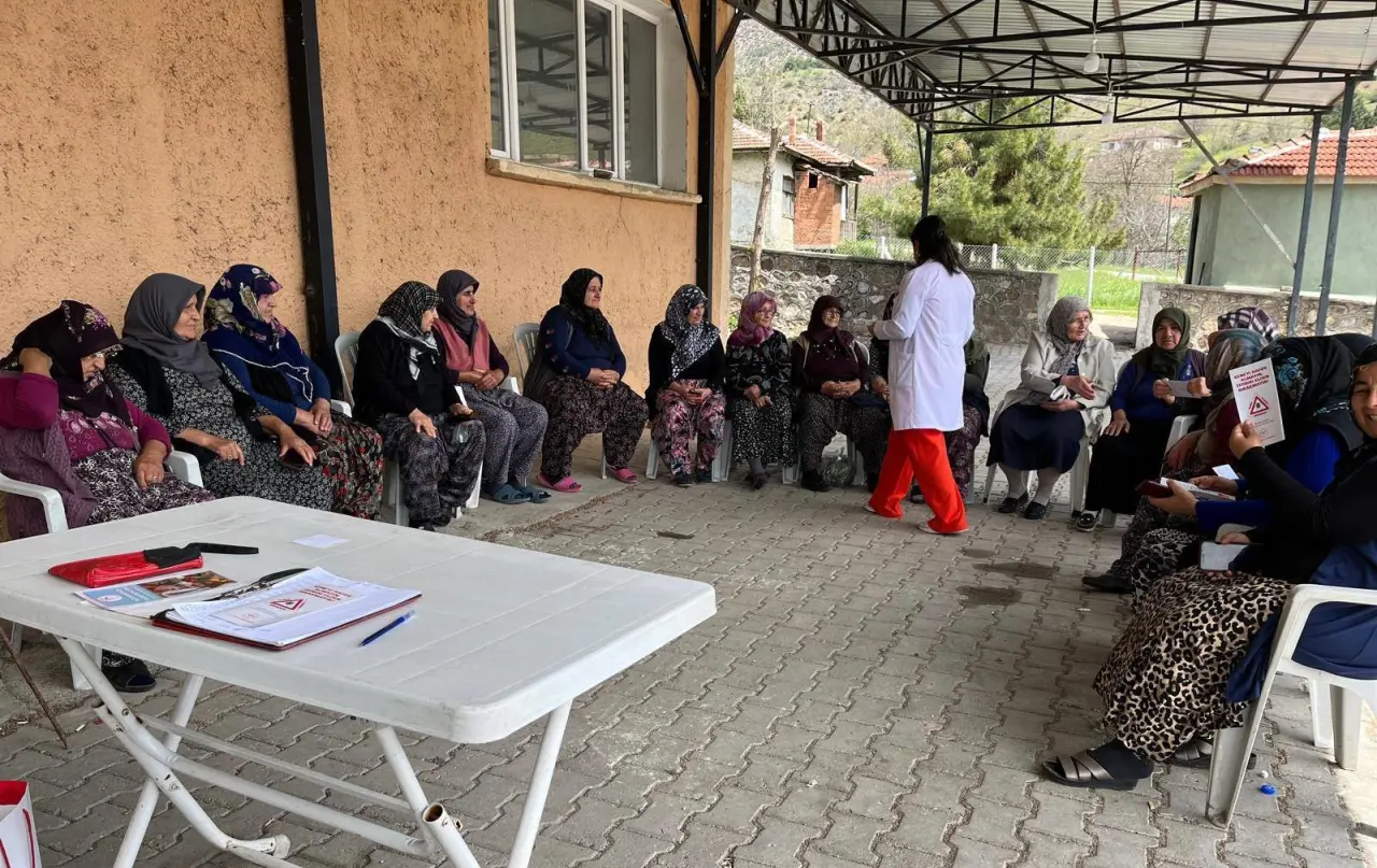Amasya’da Kanser Taramaları, KKKA ve Hijyen Eğitimiyle Farkındalık Artırılıyor 3