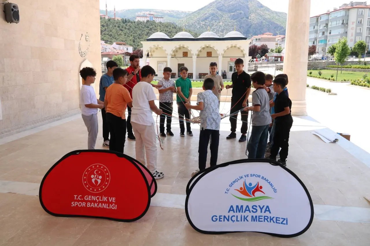 Amasya'da Gençler Tarih ve Değerlerle Buluştu 4
