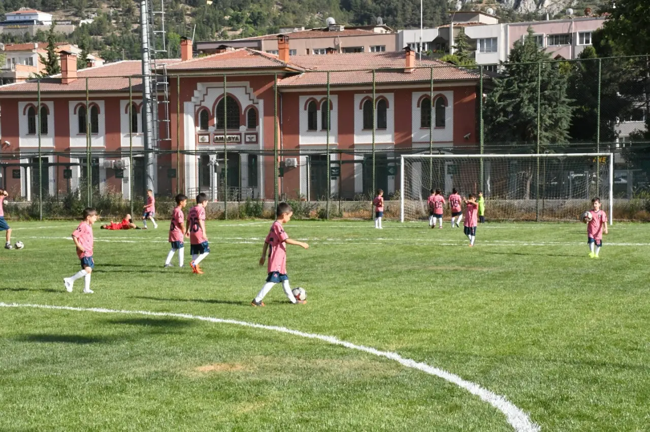 Amasya’da Minikler İçin Futbol Dolu Yaz Başladı! 5