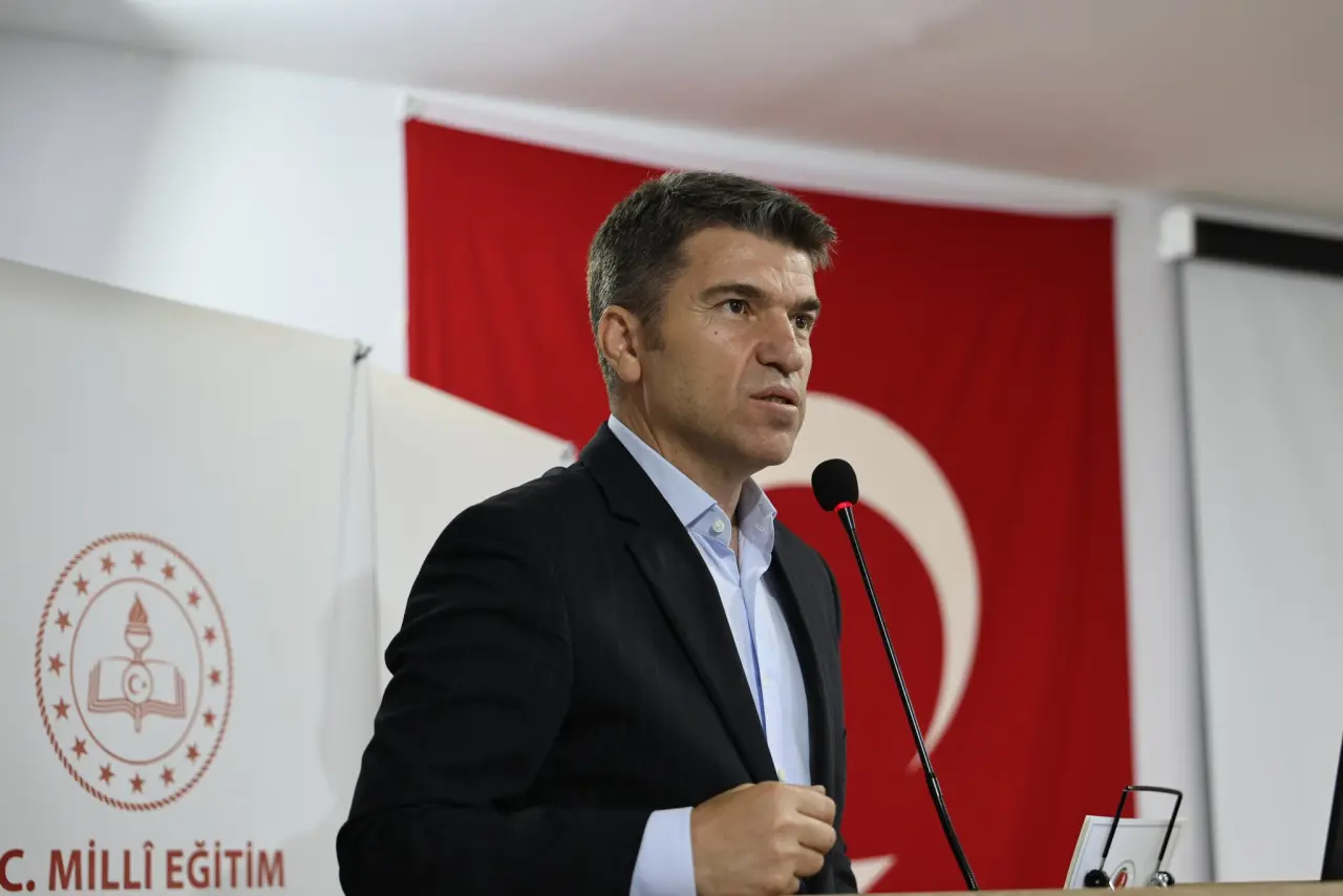 “Türkiye Yüzyılı’nda Maziden Atiye” Amasya Kampı Coşkulu Bir Törenle Sona Erdi 2