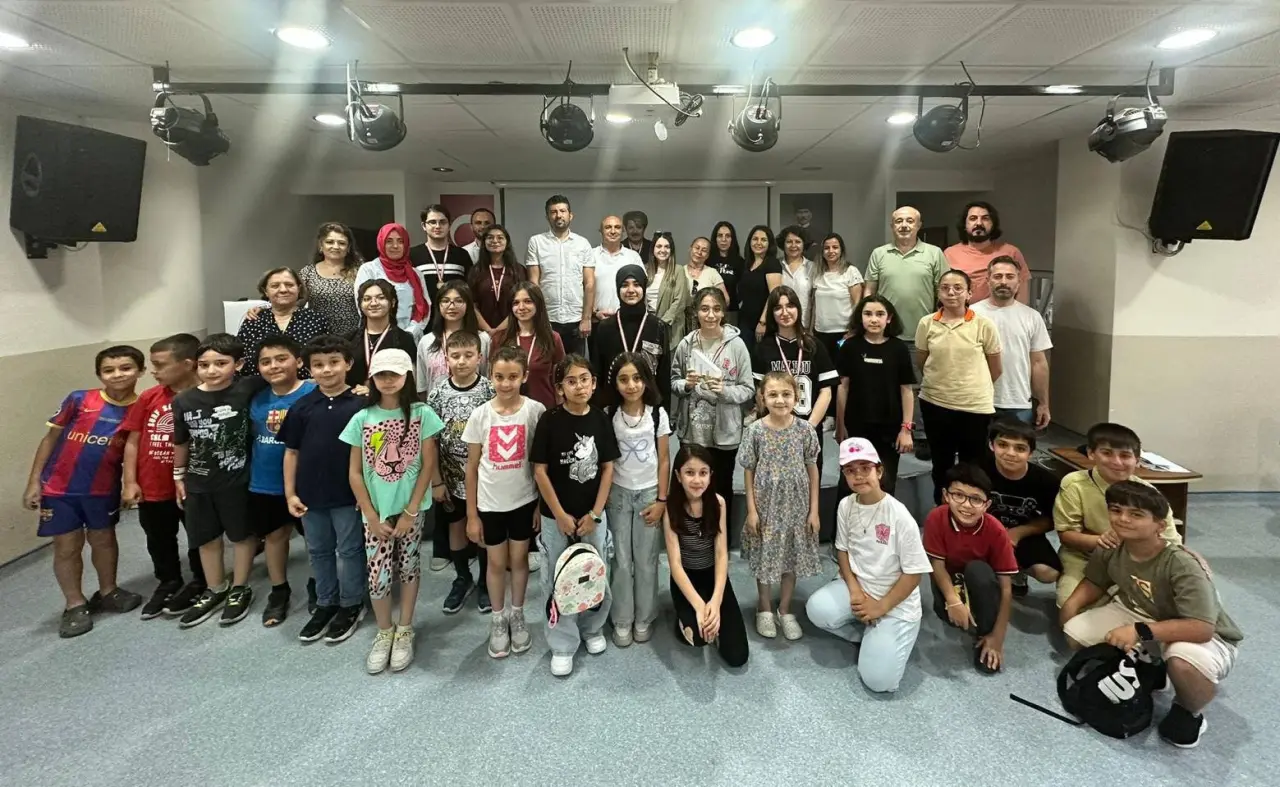 Amasya BİLSEM’de 53 Proje Bilimle Buluştu: Sunumlar Tam Not Aldı 3