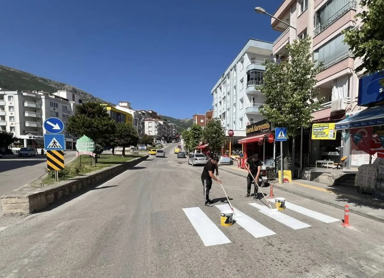 Amasya Belediyesi Yaya Geçitlerini Yeniledi 1