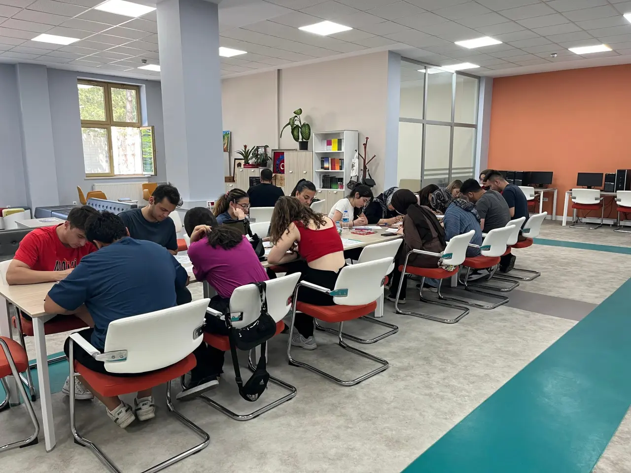 Amasya Üniversitesi Genç Ofis’te Mandala Etkinliği Renkli Anlara Sahne Oldu 3