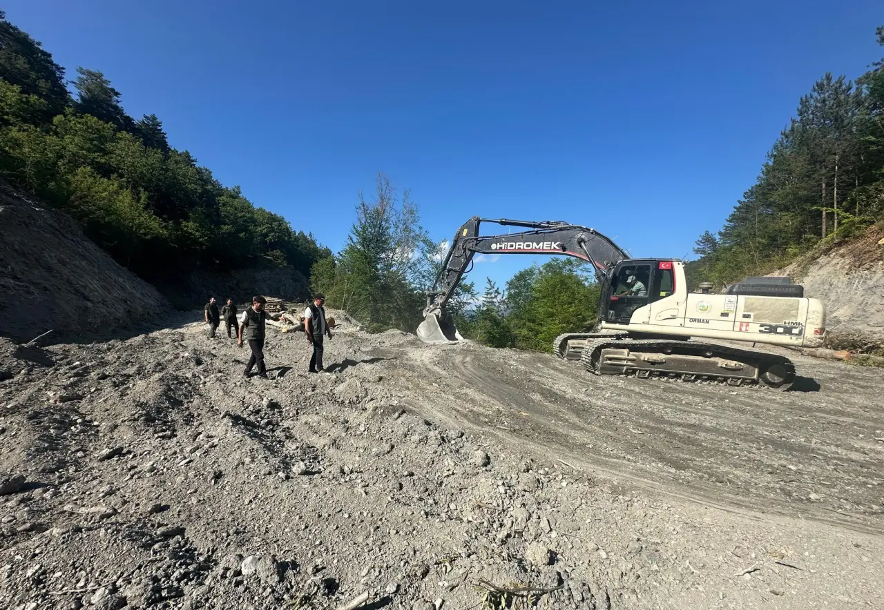 Amasya Ormanlarında Yol Seferberliği: Yeni Orman Yolu Tamamlandı, Hedef Daha Güçlü Bir Yeşil Vatan 1
