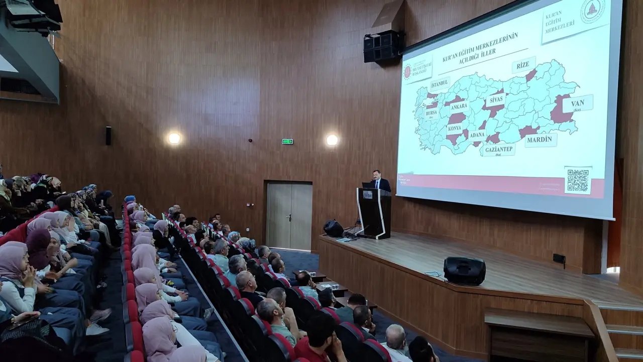 Kur’an Eğitim Merkezleri Amasya’da Tanıtıldı 1