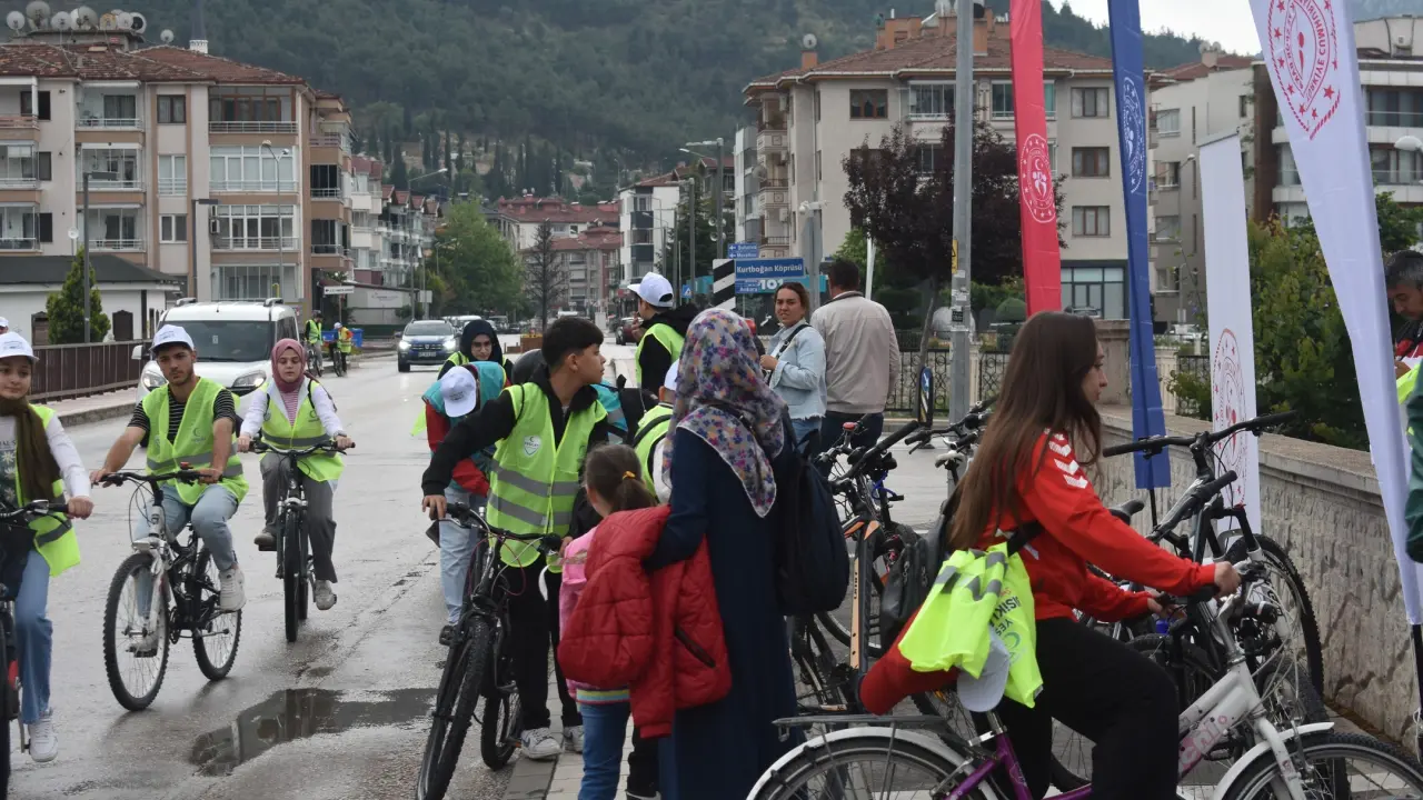 Amasya’da 12. Yeşilay Bisiklet Turu Coşkusu 1