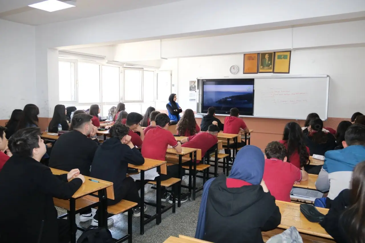 GSB Amasya Gençlik Merkezlerinden Liselere Yaz Kampı Tanıtımı 1