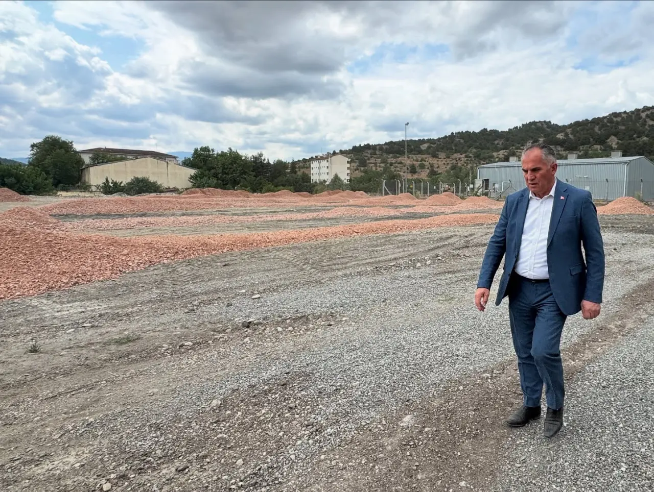 Taşova’da Trafik Rahatlıyor: Tır Parkı Projesi İçin Çalışmalar Başladı 1