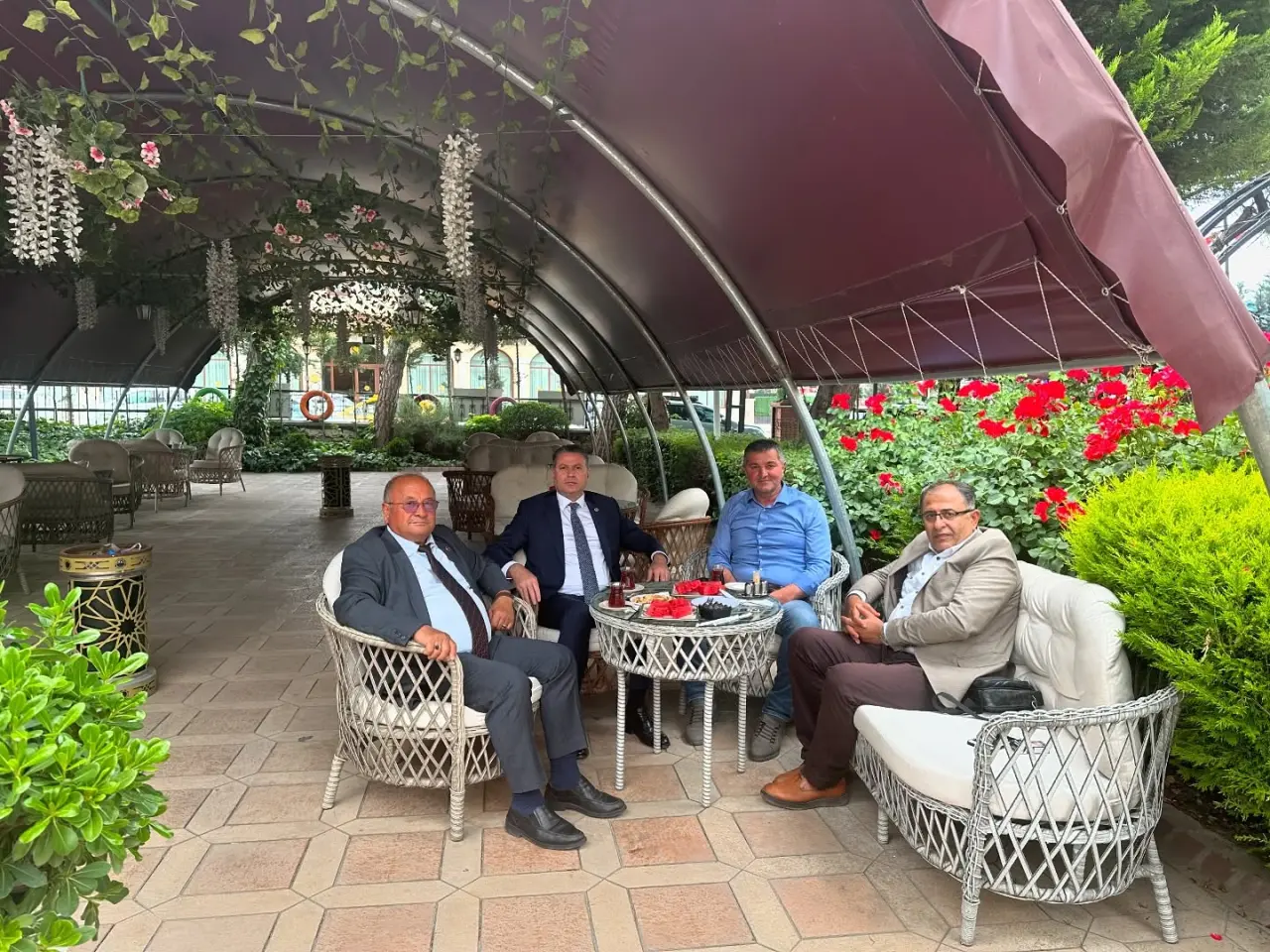 CHP’li Karagöz Amasya Merkezde Ziyaretlerine Devam Ediyor 1
