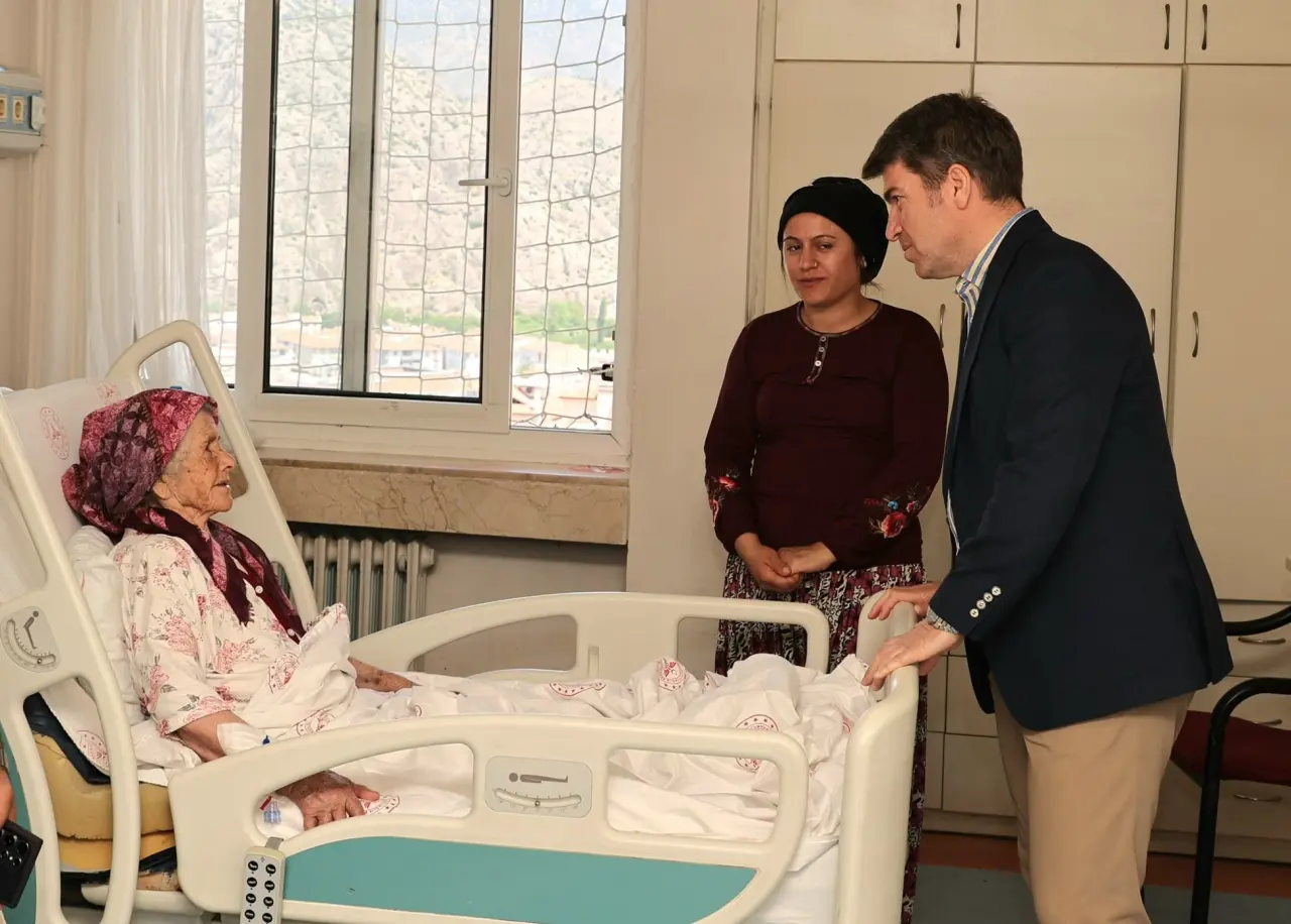 Amasya Protokolünden Anlamlı Bayram Ziyareti 4