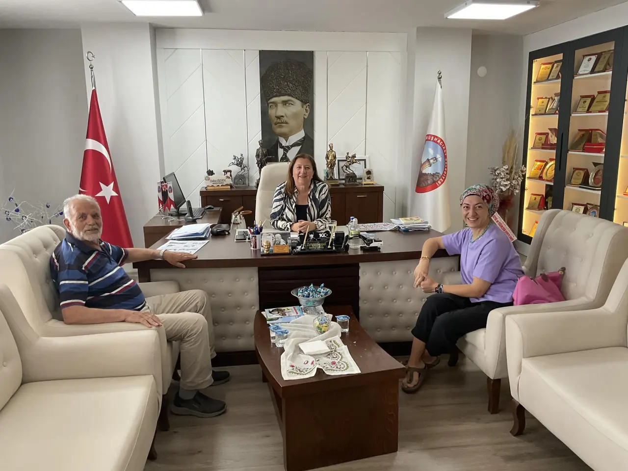 Gümüşhacıköy Belediye Başkanı Zehra Özyol’a Ziyaretler Devam Ediyor 2