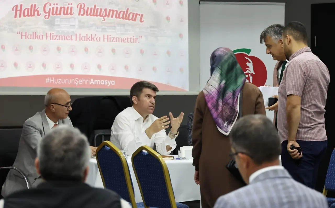 Vali Bakan, Halk Günü Toplantısında Amasya'nın Sorunlarını Dinledi 4