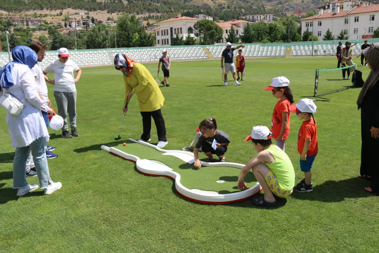 GSB Spor Okulları Amasya’da Coşkuyla Açıldı: 1815 Öğrenci 19 Branşta Sporla Buluşuyor 3