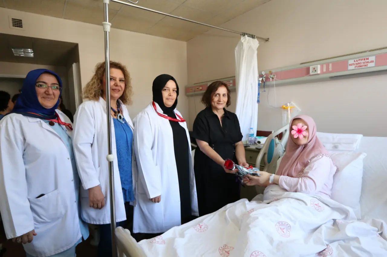Dünya Emzirme Günü’nde Annelere Anlamlı Ziyaret 2