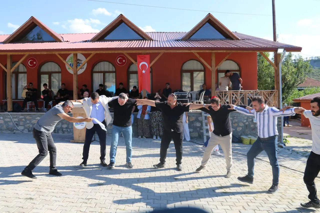 AK Parti Amasya Teşkilatı 11. Geleneksel Dayanışma Şenliği’ne Katıldı 4