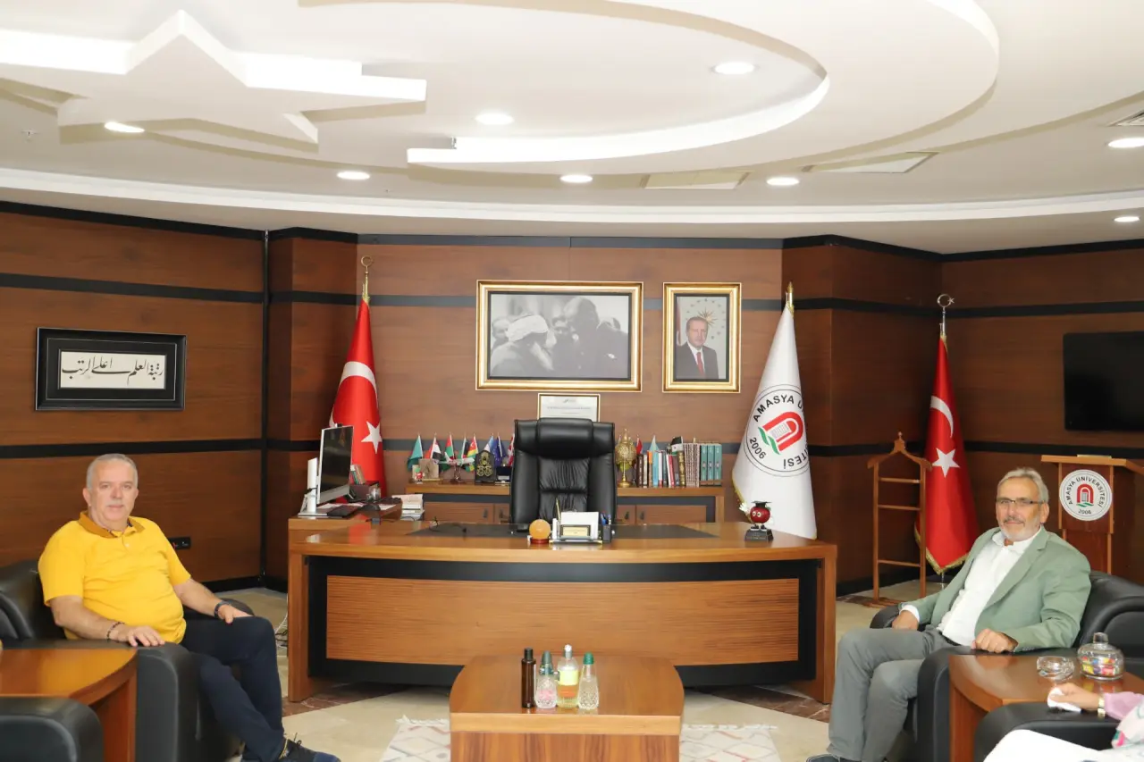 Kandemir Ailesinden Amasya Üniversitesi’ne Anlamlı Ziyaret 3