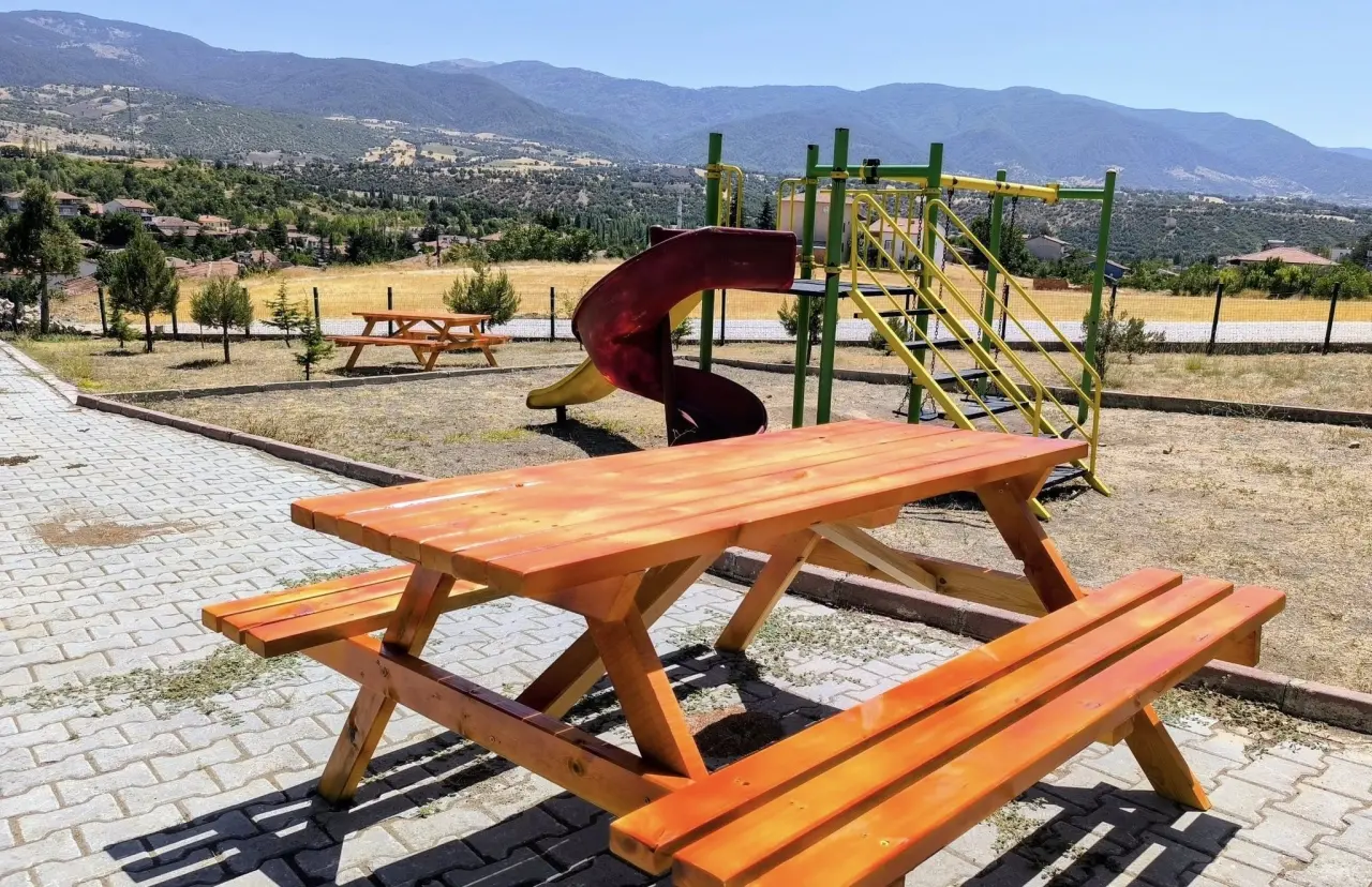 Hamamözü’nde Park ve Bahçeler Yenileniyor, Piknik Alanları Güzelleştiriliyor 1