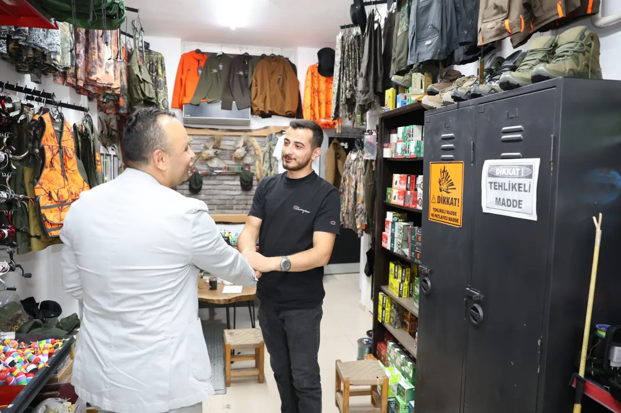 Başkan Sevindi, Hacı İlyas Mahallesi Esnafıyla Buluştu 5