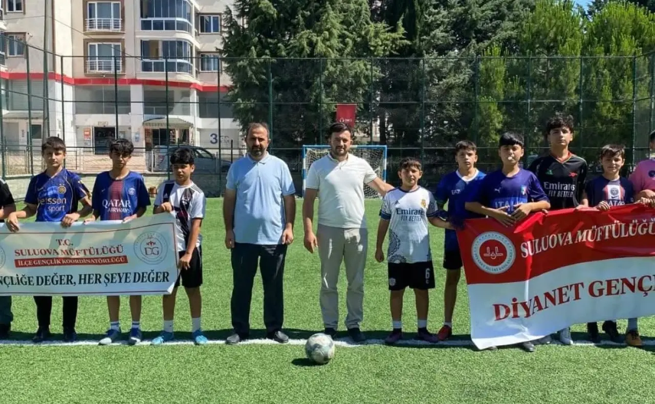 Suluova’da Camiler Arası Futbol Turnuvası: Büyükler Kategorisinde Şampiyon Belli Oldu 3