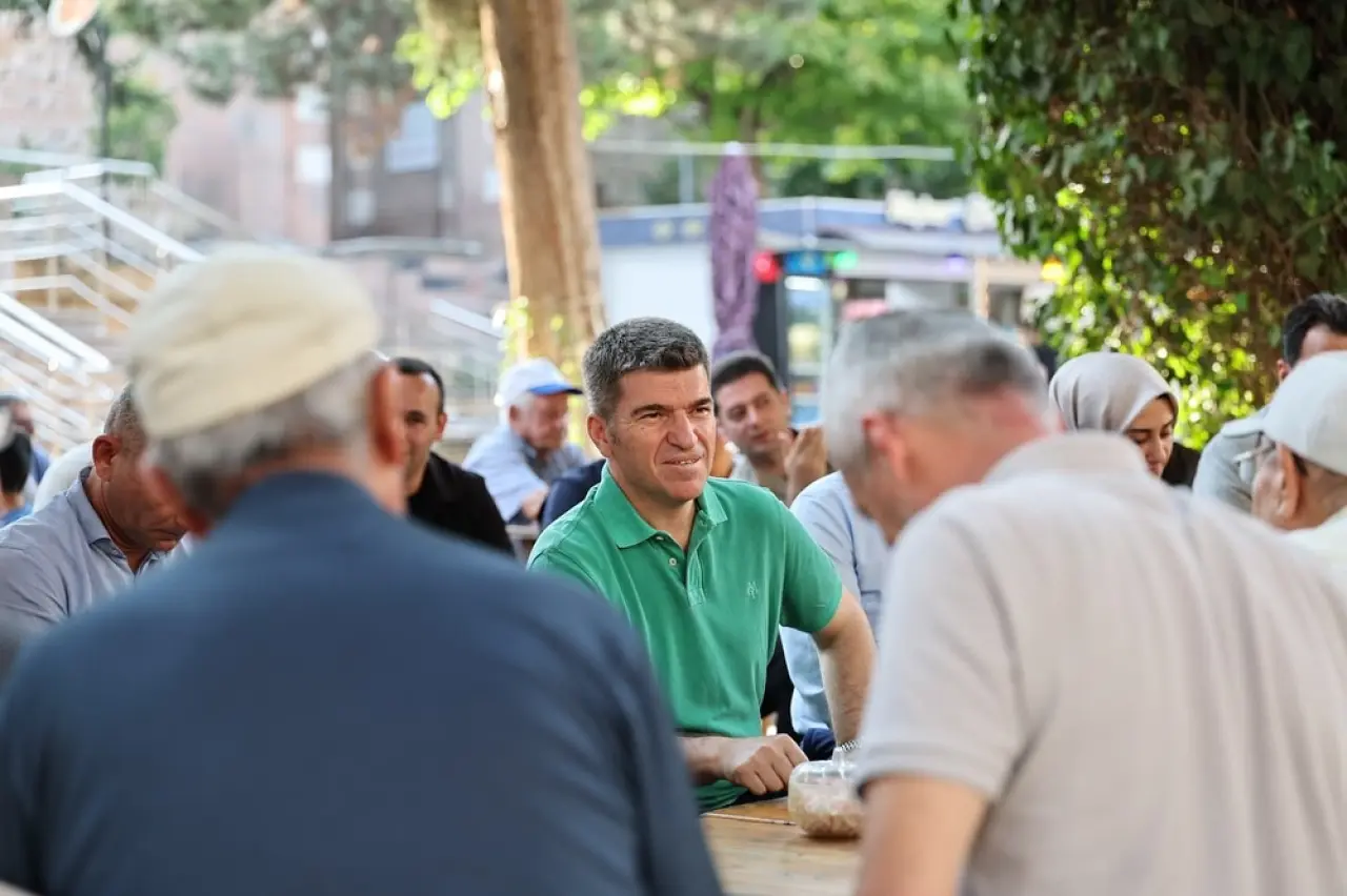 Vali Önder Bakan Merzifon’da Vatandaşlarla Buluştu 2