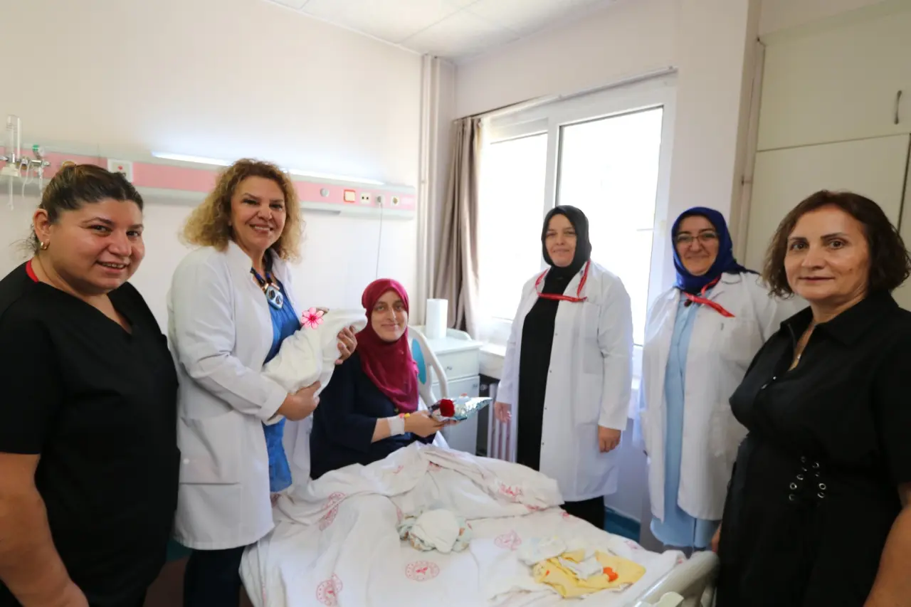 Dünya Emzirme Günü’nde Annelere Anlamlı Ziyaret 1