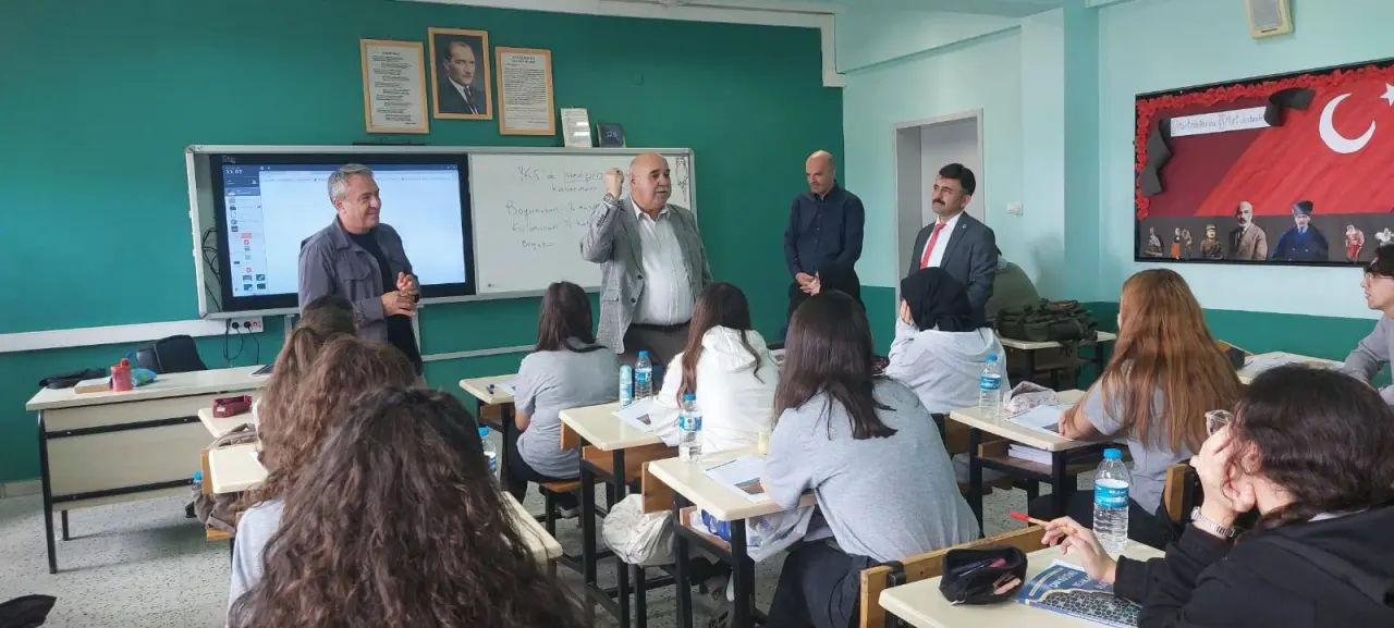 Gümüşhacıköy’de Öğrencilere Yeni Yıl Motivasyonu 3