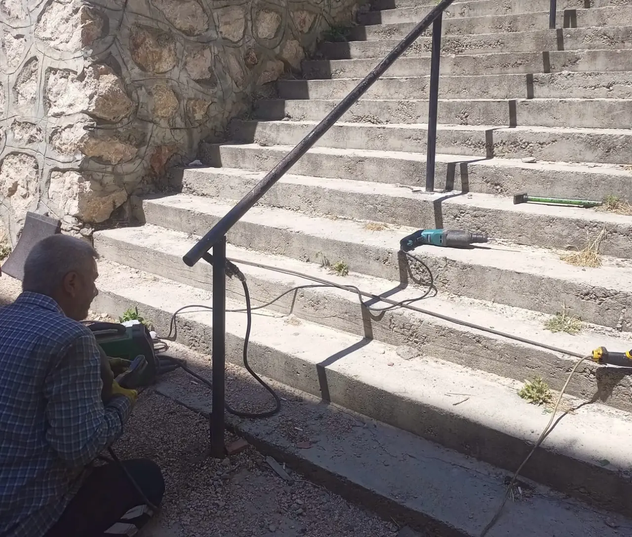 Amasya Belediyesi’nden Korkuluk Demirlerinde Onarım ve Yenileme Çalışmaları 1