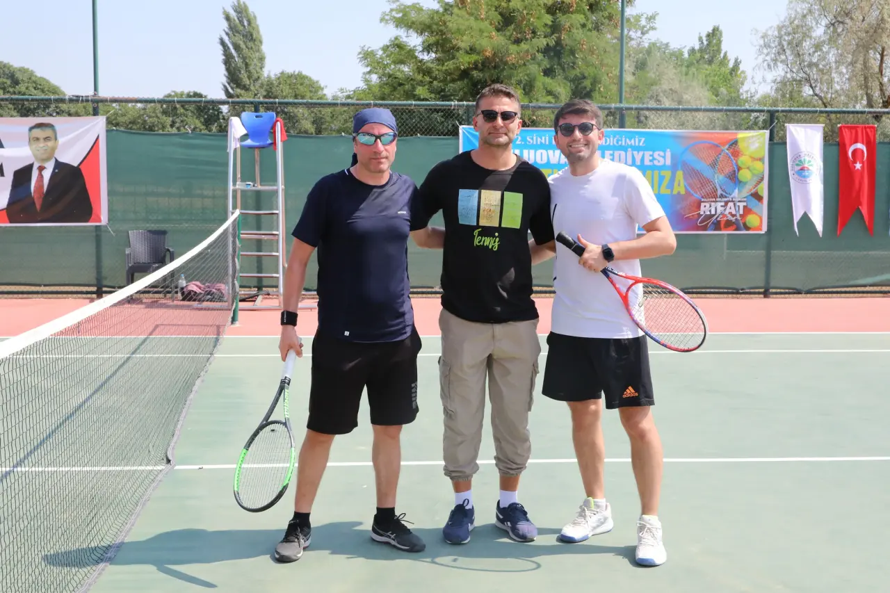 Suluova Belediyesi Tenis Turnuvası Tamamlandı 1