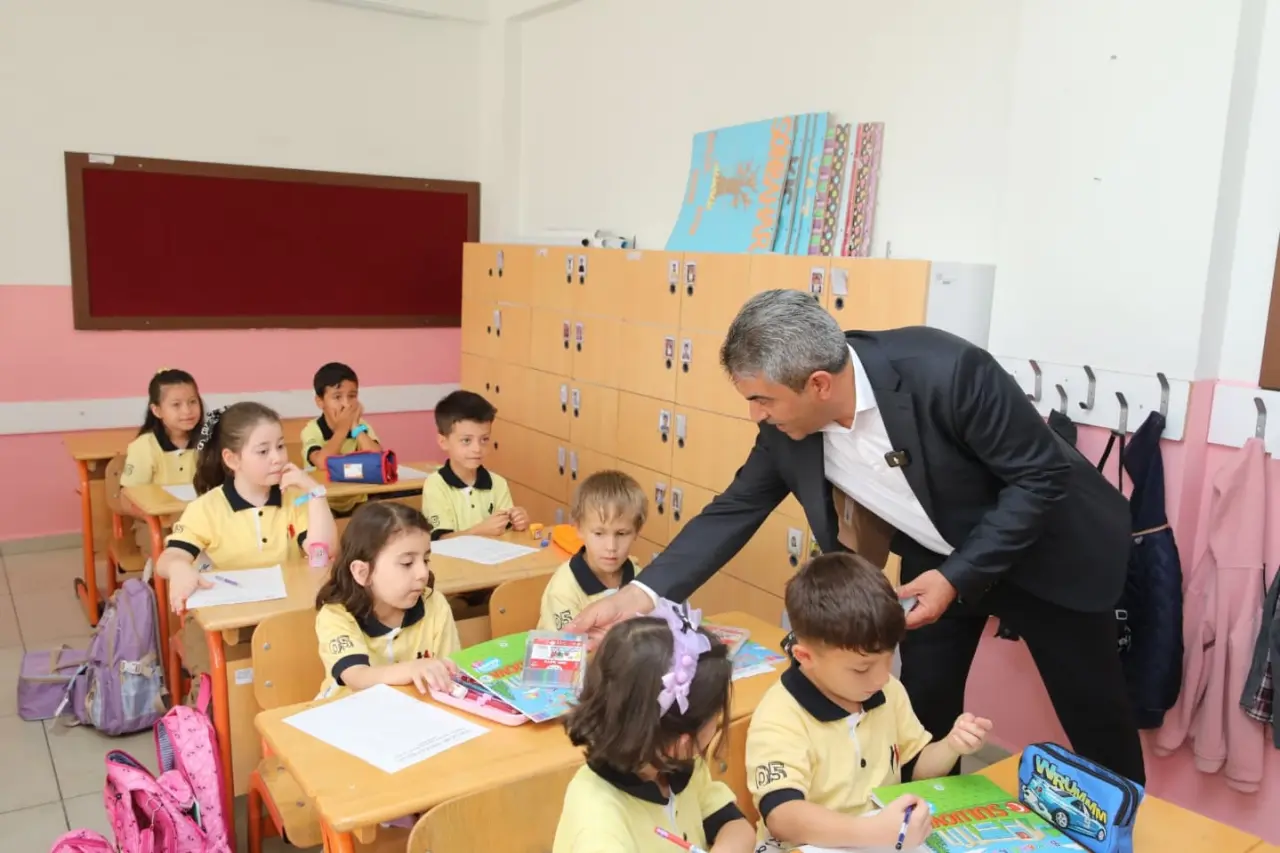 Suluova’da Miniklere Renkli Sürpriz 1