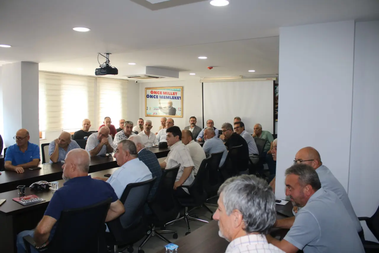 AK Parti Amasya Milletvekili Hasan Çilez’den Trabzon’da İstişare Toplantısı 2