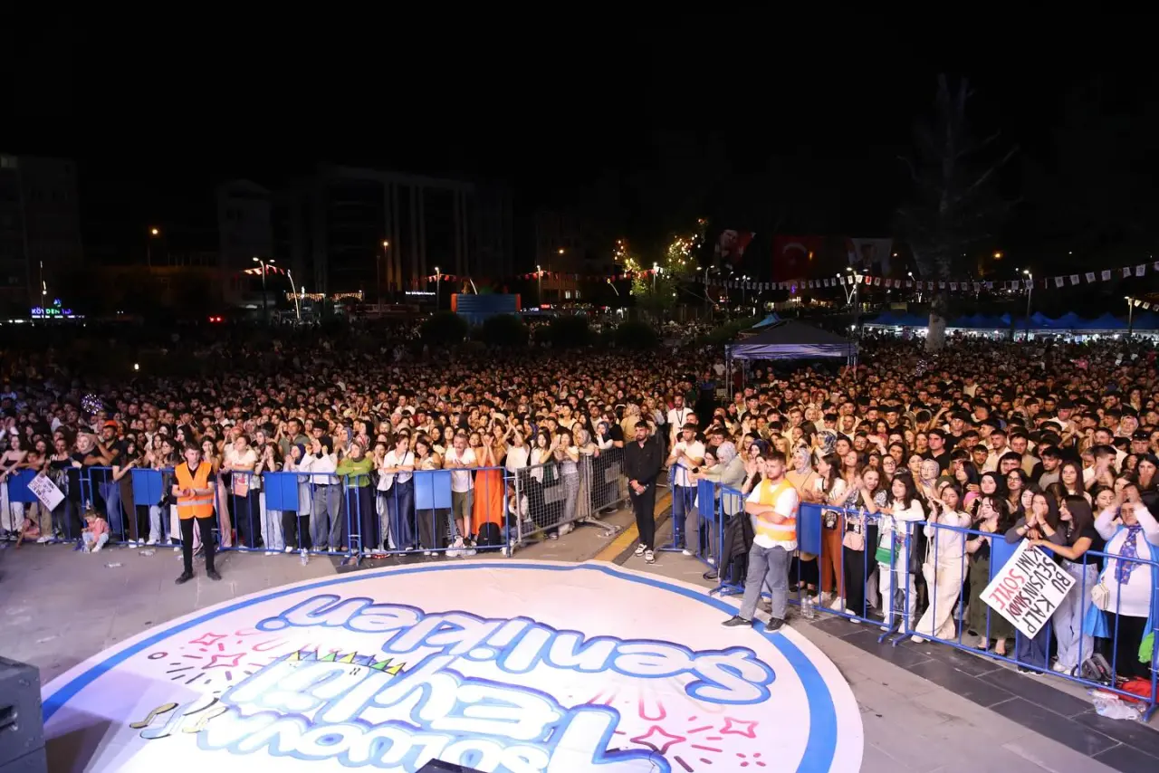 Suluova’da Sakiler Konseriyle Unutulmaz Gece 2