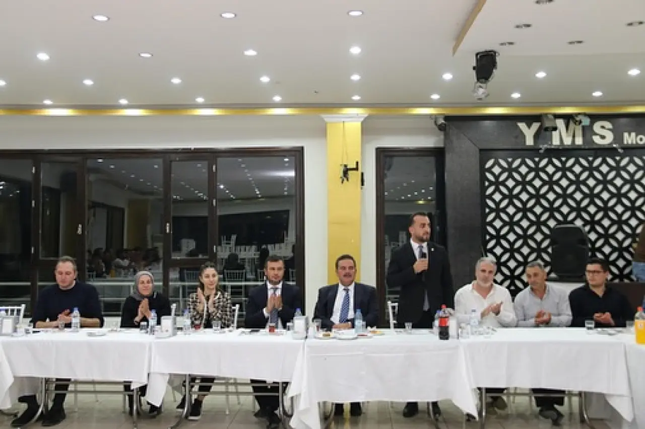 Amasya’da AK Parti Gençlik Yönetimi Bir Araya Geldi 2