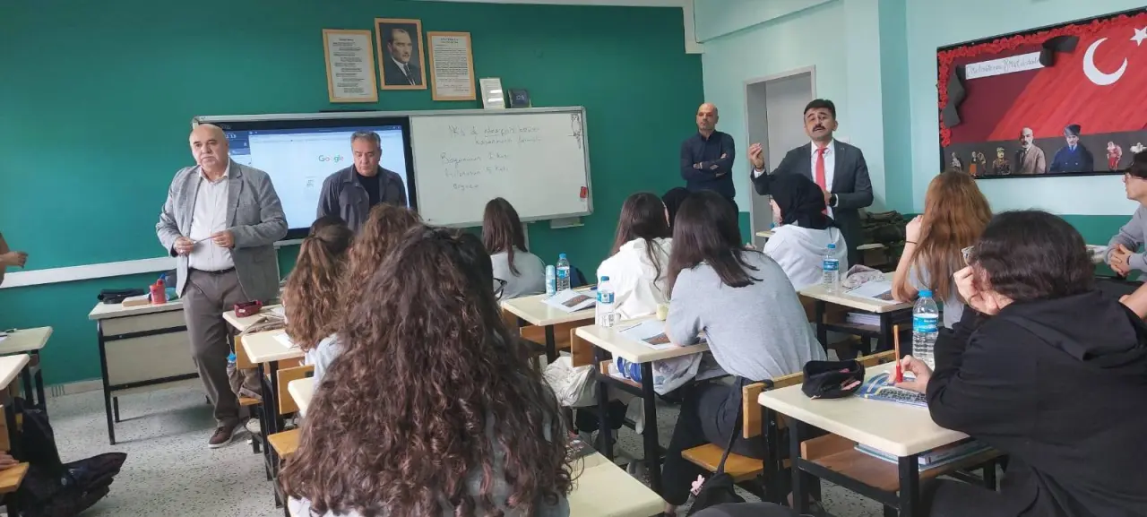 Gümüşhacıköy’de Öğrencilere Yeni Yıl Motivasyonu 4