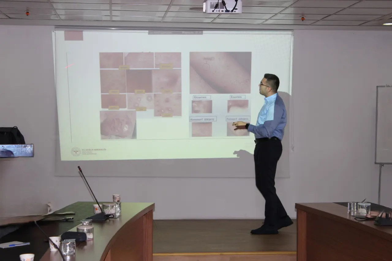 Amasya’da Aile Hekimlerine Deri Hastalıkları Eğitimi 2