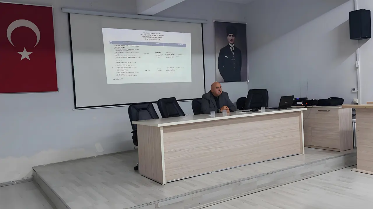 Gümüşhacıköy’de Taşımalı Eğitim Toplantısı 3