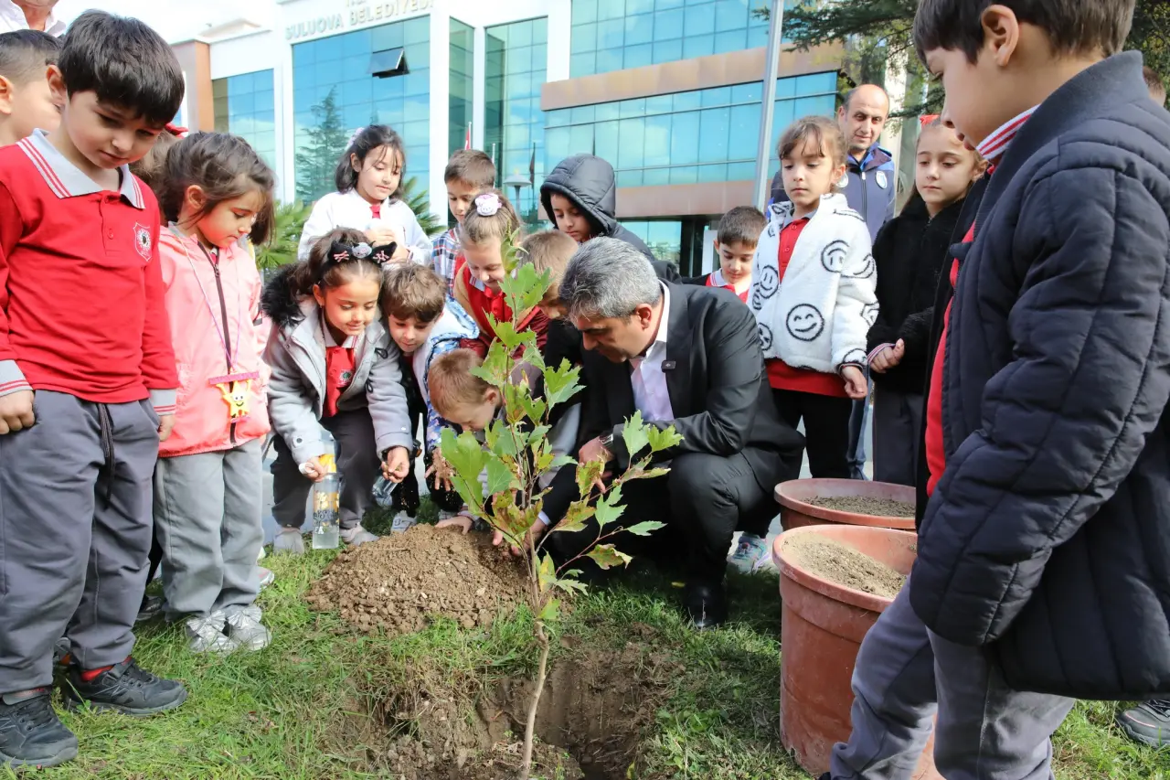 102.yıl anısına 102 Fidan dikimi... 10