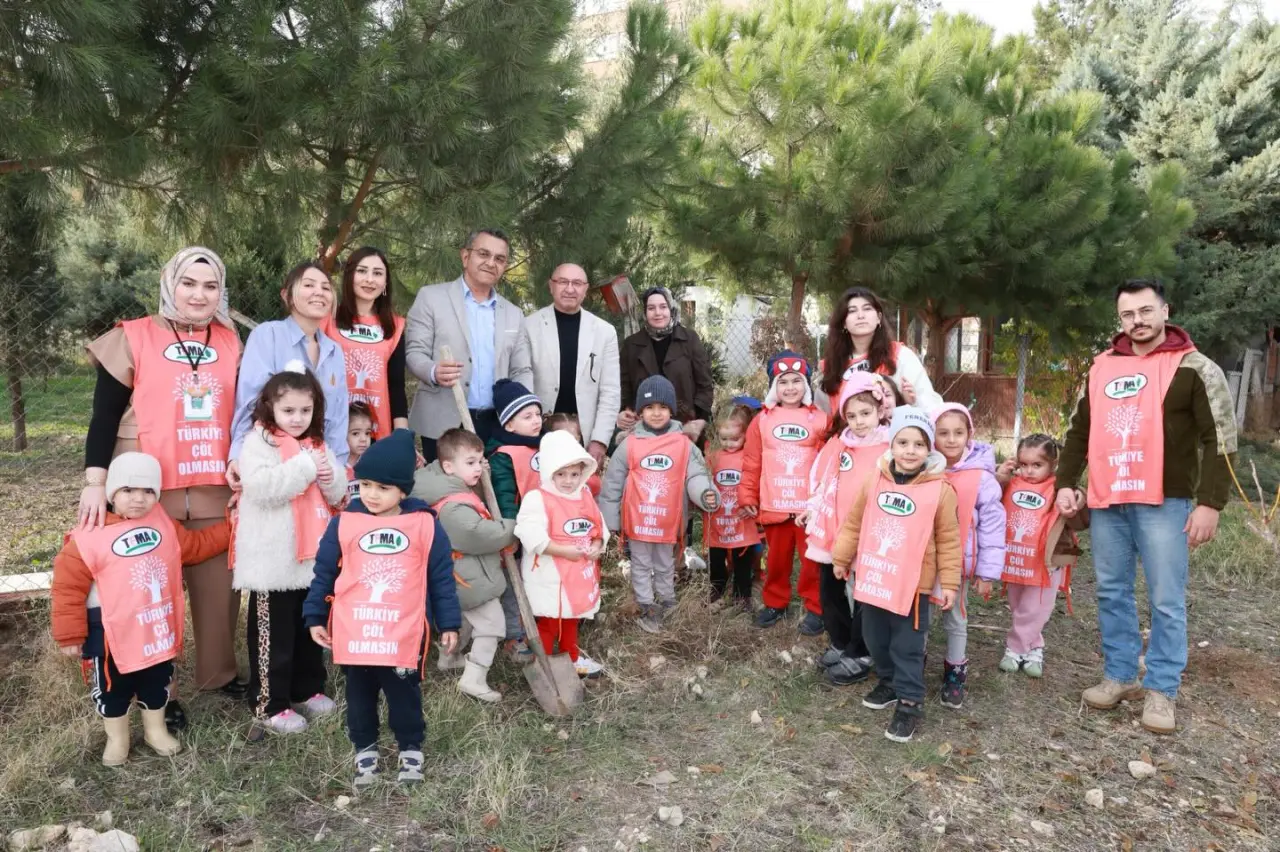 Amasya’da Minik Eller Geleceğe Nefes Oldu 3