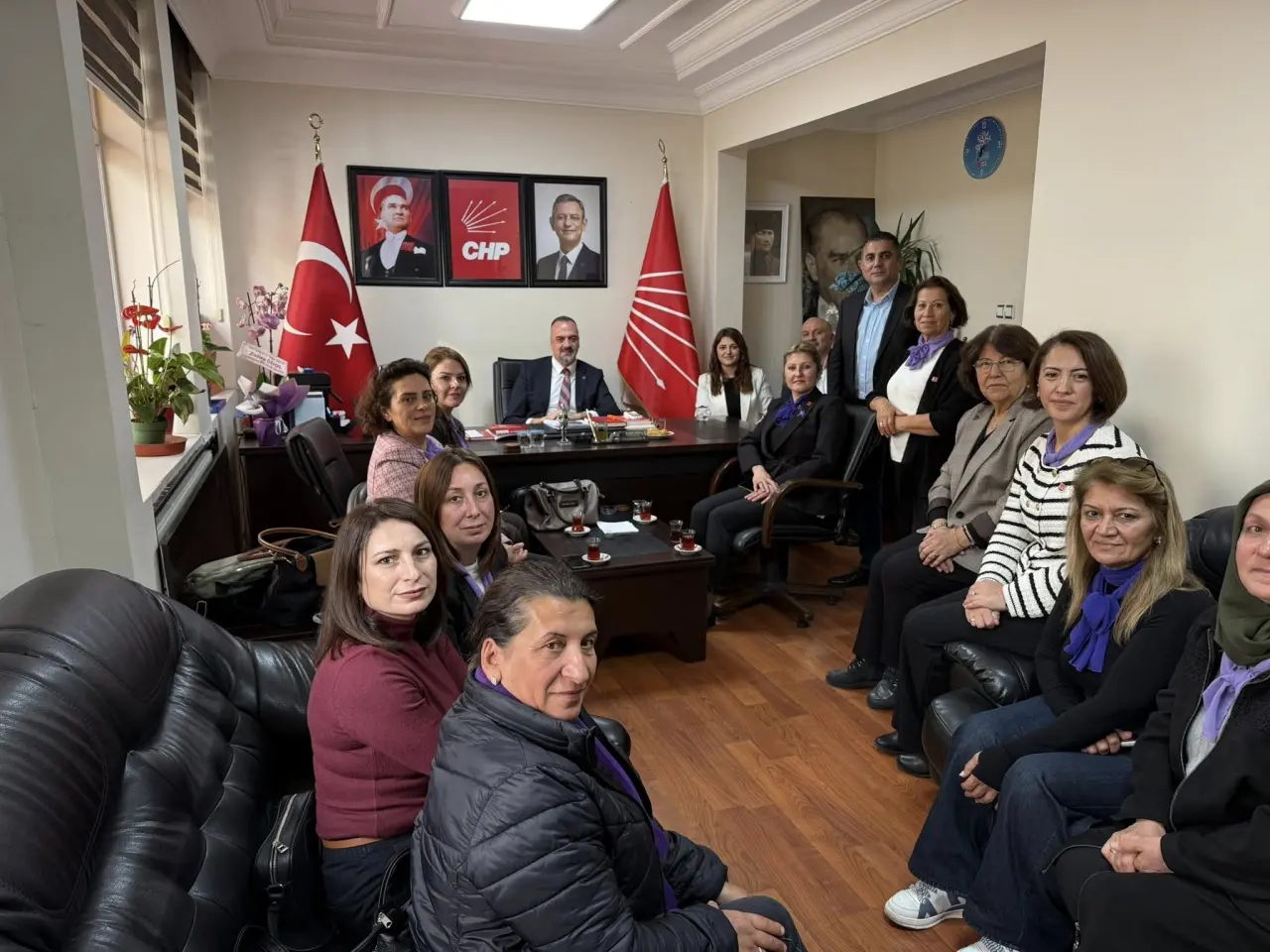 Kadın Kollarından İl Başkanlığına Ziyaret 2