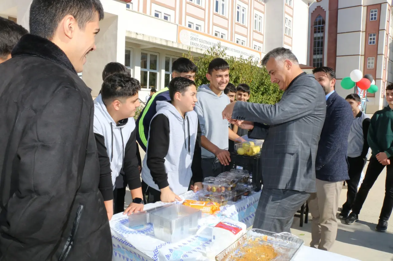 Amasya’da Öğrencilerden Filistin İçin Anlamlı Kermes 3
