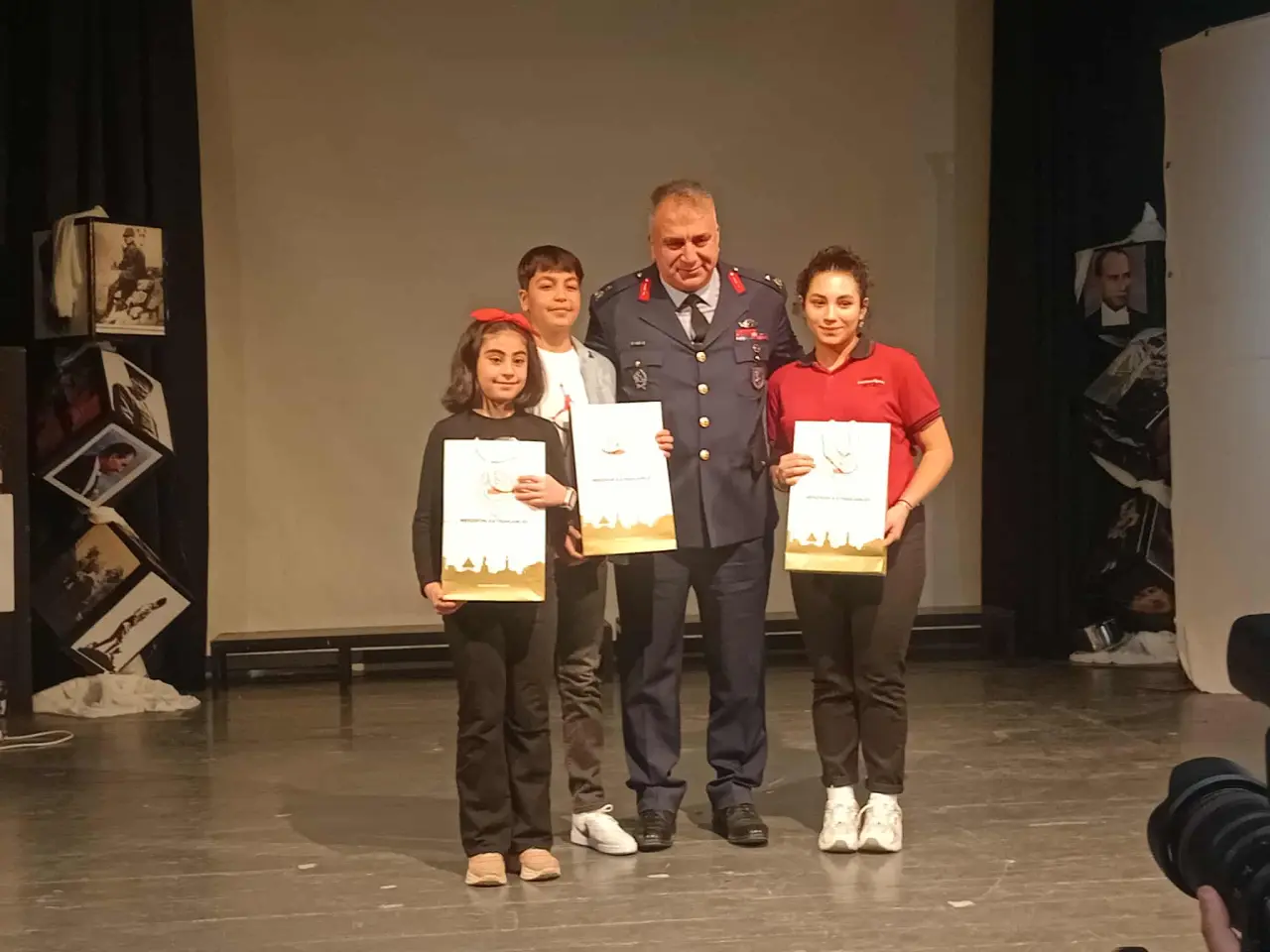 Meslek Lisesi Öğrencilerinden Duygulu Program 4
