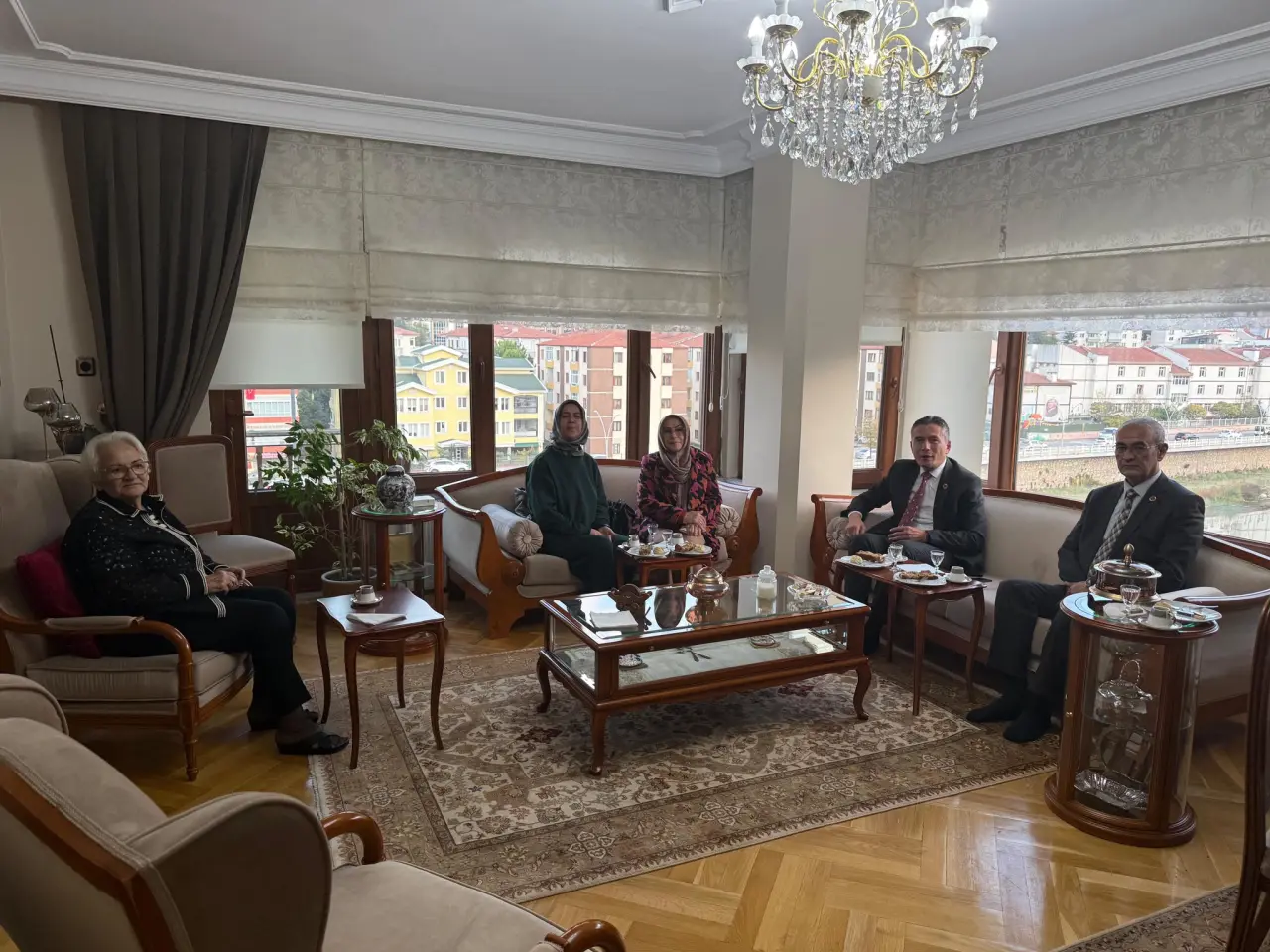 MHP Amasya Teşkilatı Halkla Kucaklaştı 5