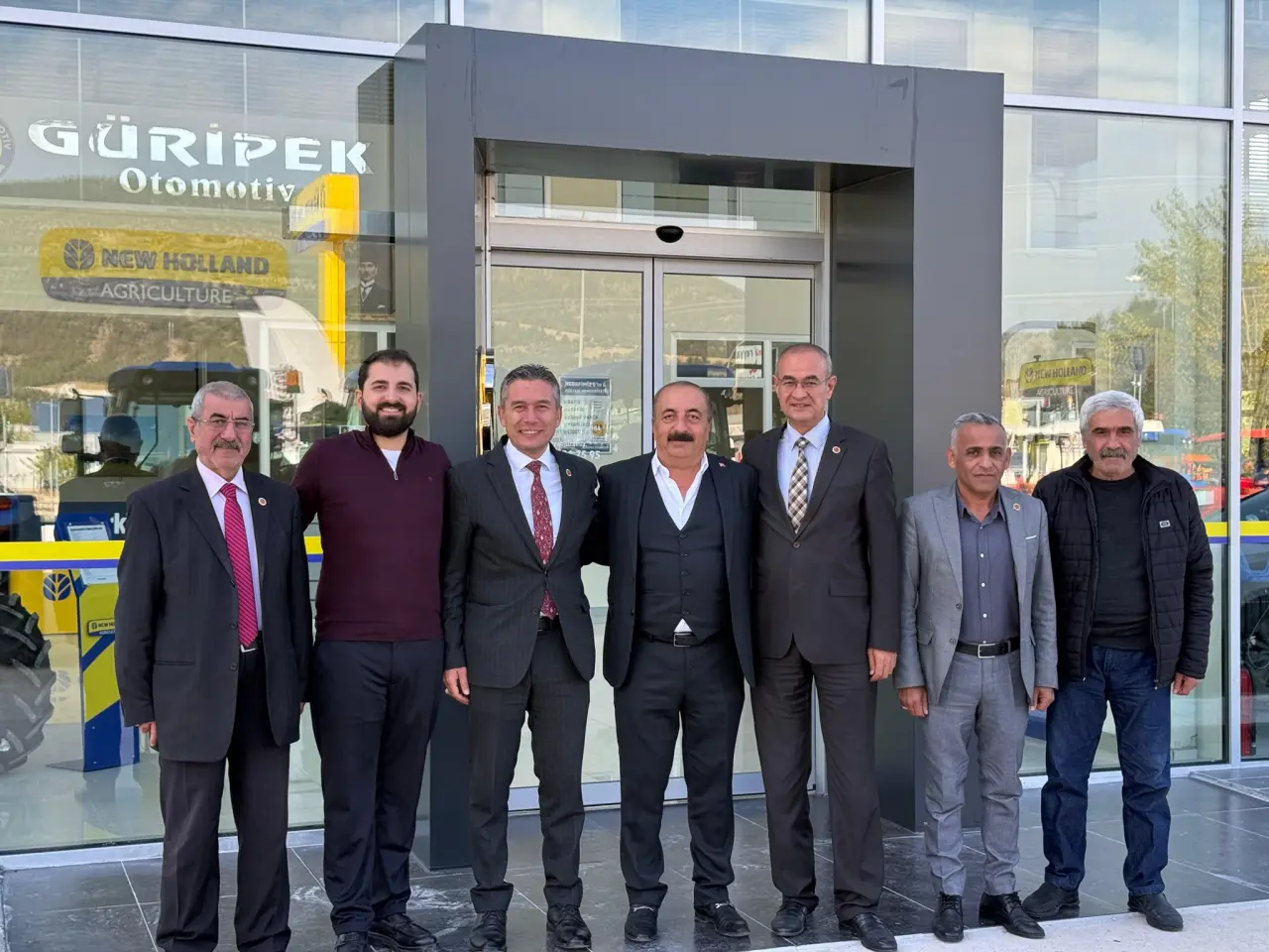 MHP Amasya Teşkilatı Halkla Kucaklaştı 4