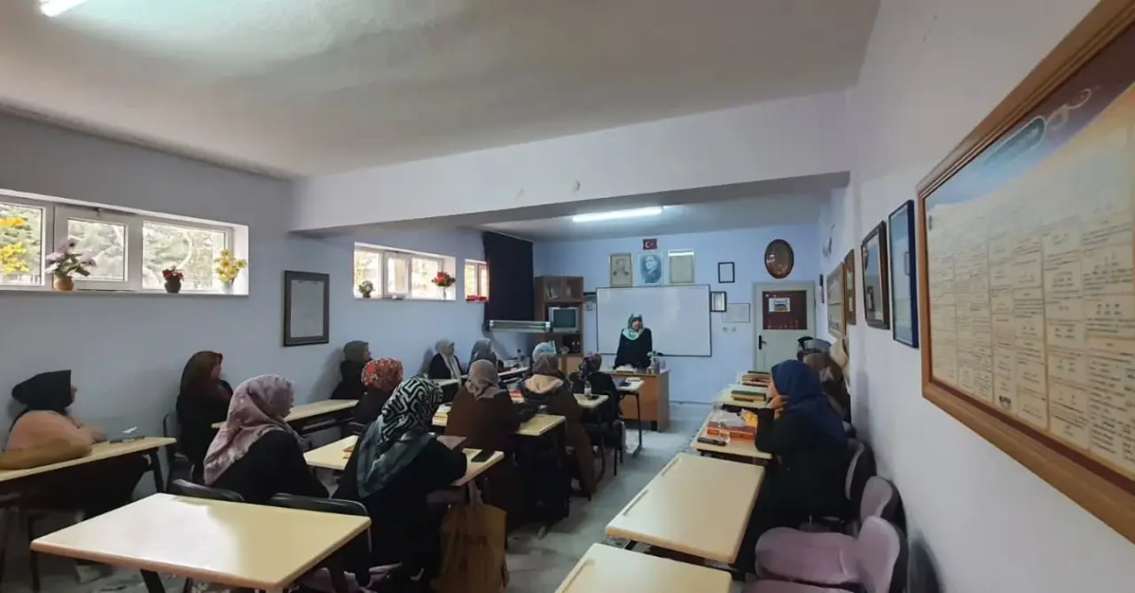 Müftülükten Aile İçi Şiddete Karşı Seminer! 3