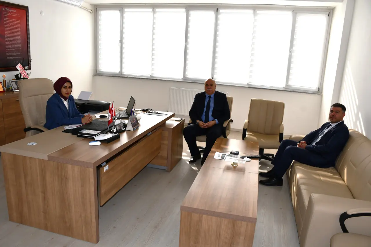 Kaymakam Güneş’ten İlkokula Ziyaret 4