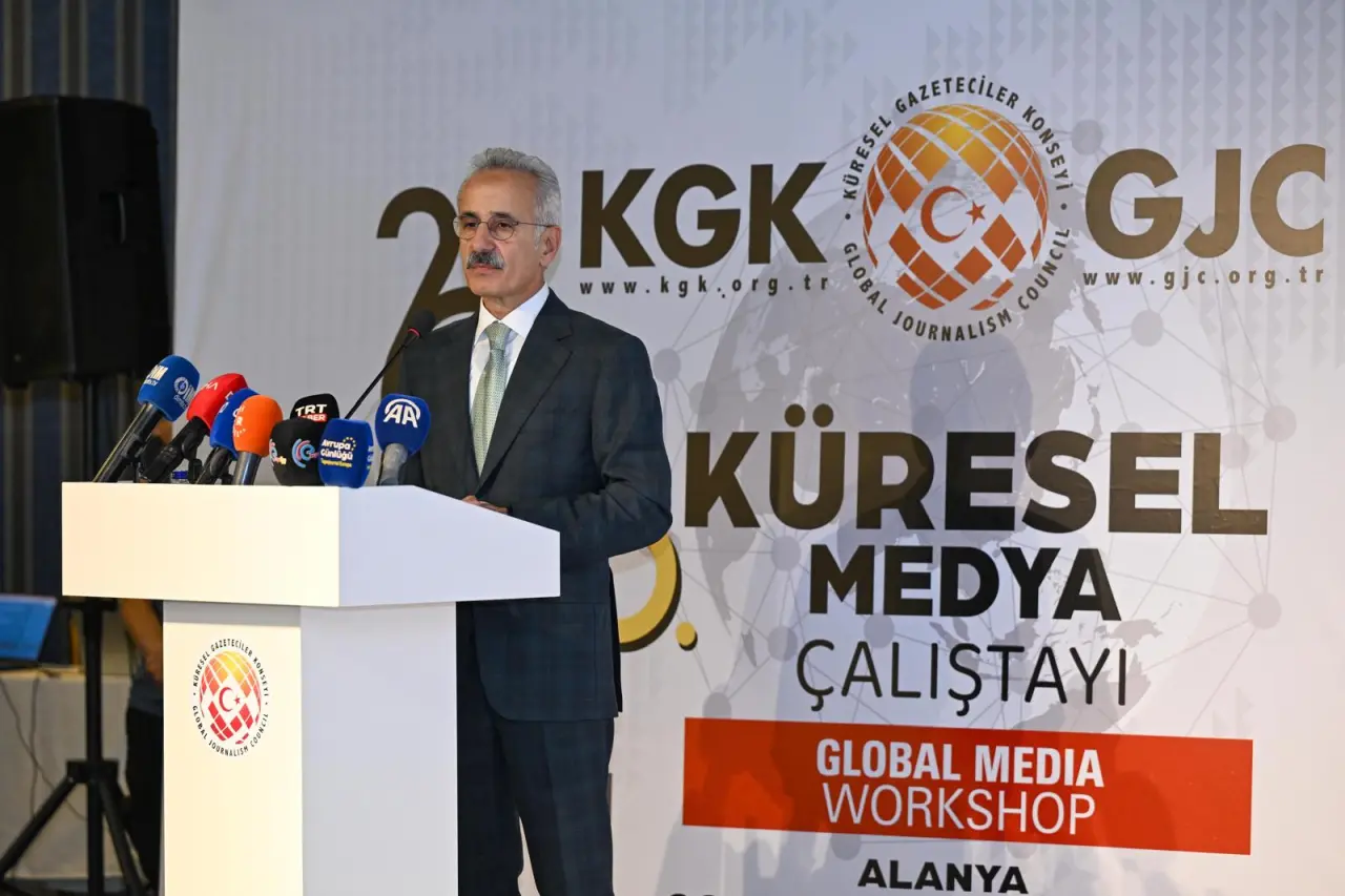 KÜRESEL GAZETECİLER KONSEYİ 5. MEDYA ÇALIŞTAYI TAMAMLANDI 2