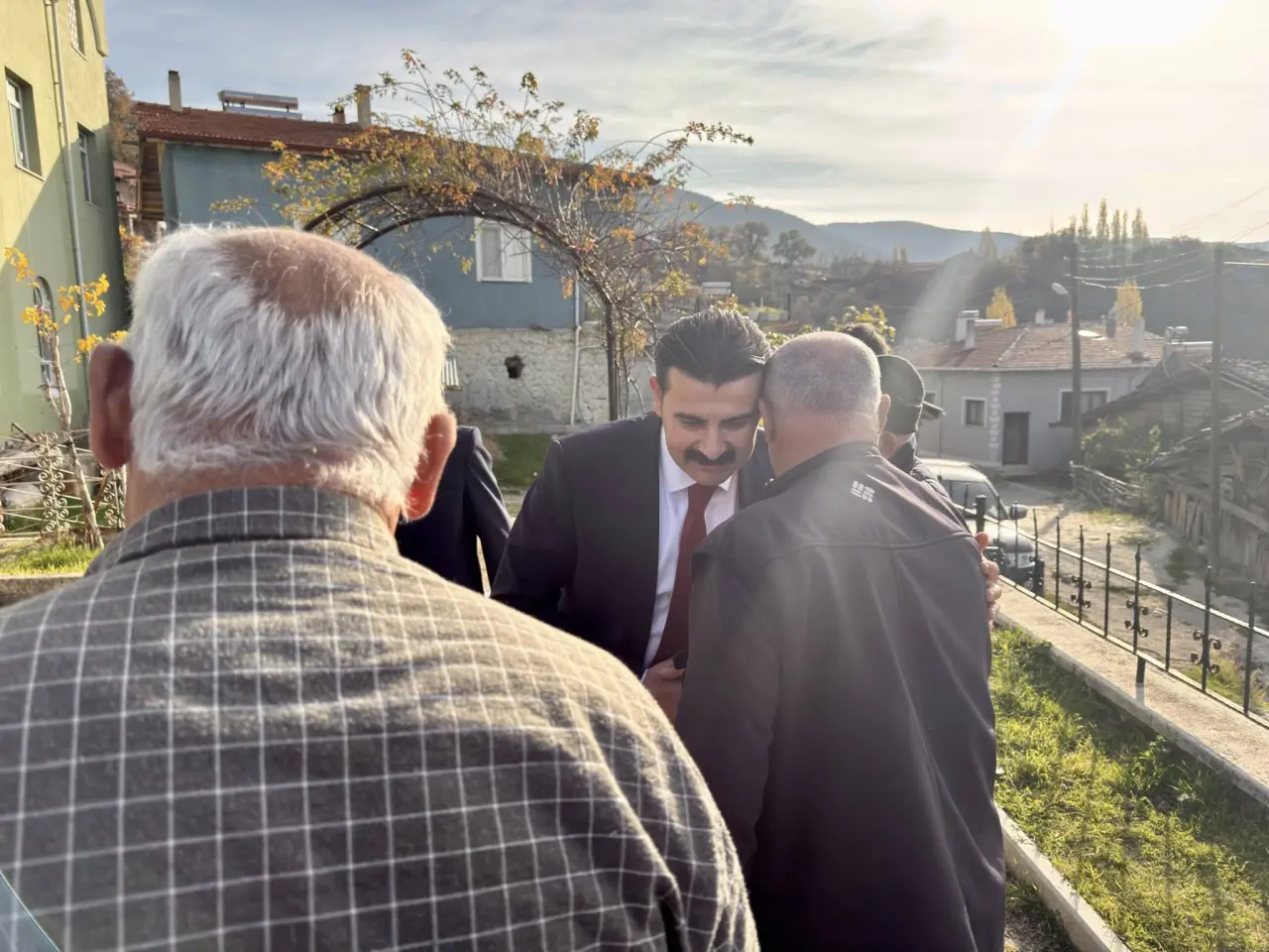Kaymakam Arslan Gölköy’de Vatandaşlarla Buluştu 2