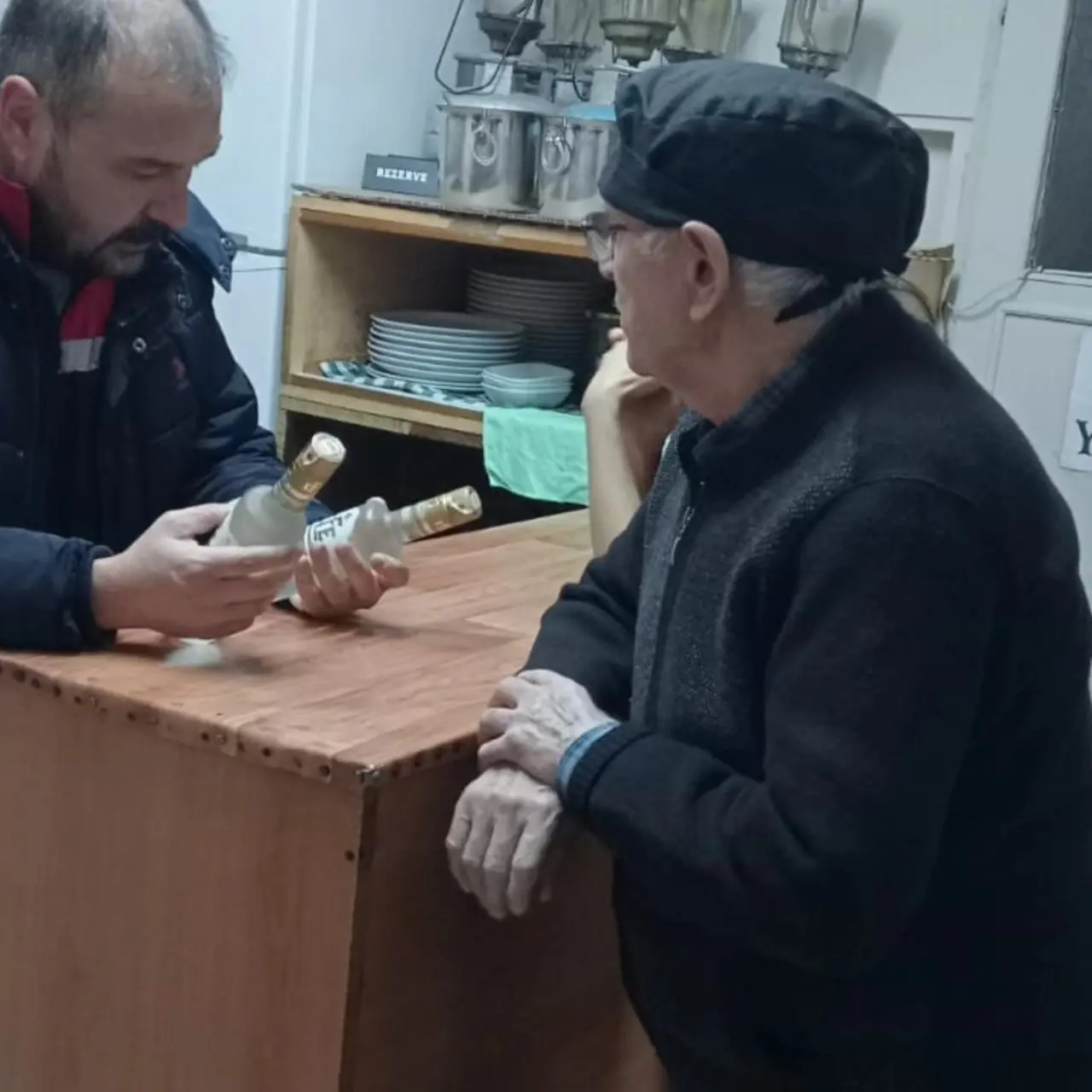 Merzifon’da Yılbaşı Öncesi Alkollü İçki Denetimleri Yapıldı 3