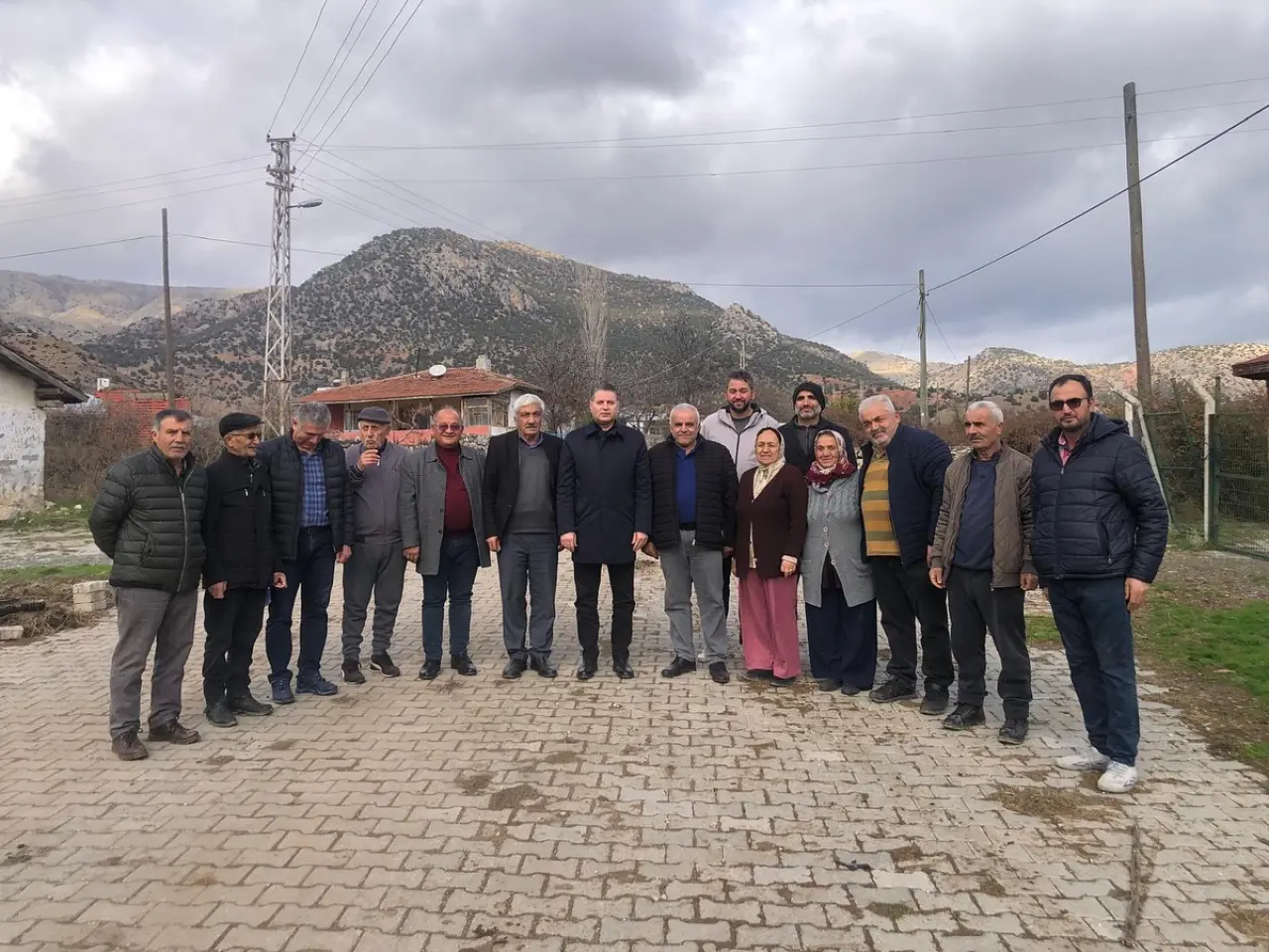 Milletvekili Reşat Karagöz Göynücek’te Sahada 3