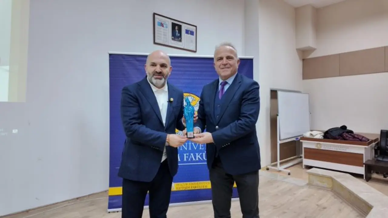 RTÜK Üyesi Davulcu Öğrencilerle Buluştu 4