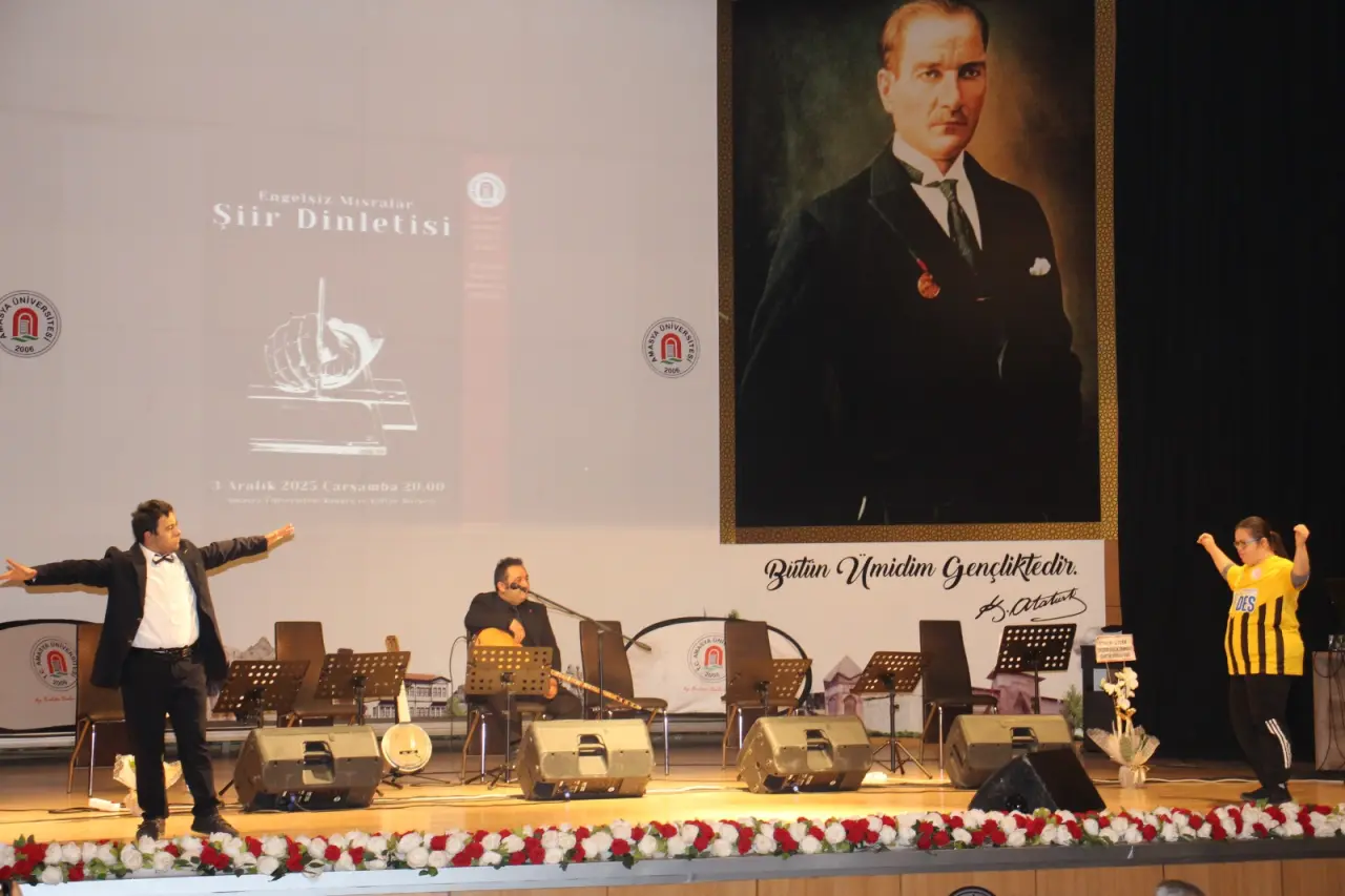 “Engelsiz Mısralar” Müzik ve Şiir Dinletisi Yapıldı 3
